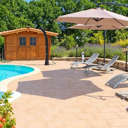Bois Et Senteurs Casa vacanze Lafrançaise